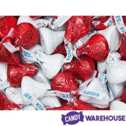 Hershey's Kisses Color Combo - Red And White: 800-Piece Box -CANDY WAREHOUSE Sales hershey s kisses color combo red and white 800 piece box candy warehouse 3