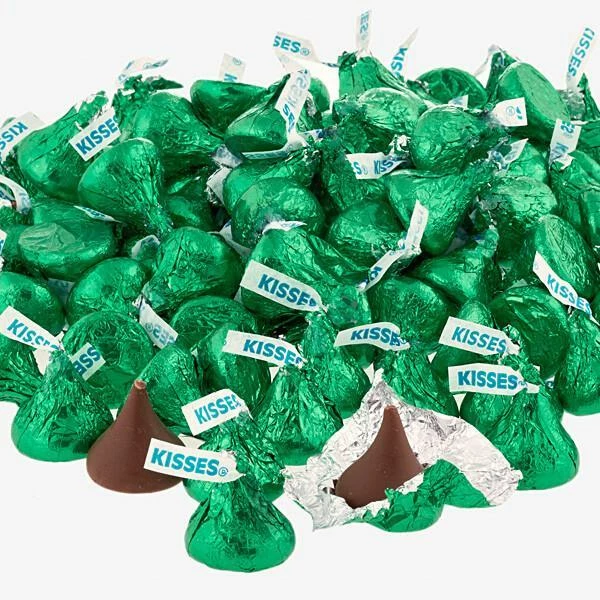 Hershey's Kisses Dark Green Foiled Milk Chocolate Candy: 400-Piece Bag 4 Hershey's Kisses Dark Green Foiled Milk Chocolate Candy: 400-Piece Bag - Image 4