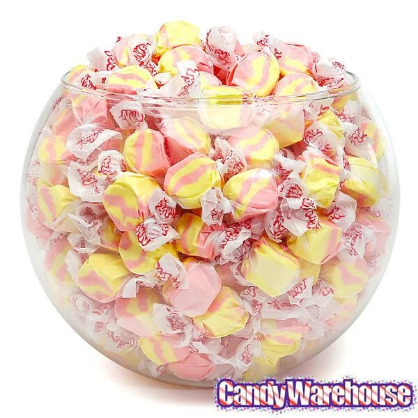 Salt Water Taffy - Strawberry Banana: 2.5LB Bag 2 Salt Water Taffy - Strawberry Banana: 2.5LB Bag - Image 2